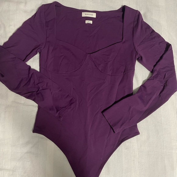 Aritzia Babaton Contour Lange Bodysuit in Dewberry Purple - Picture 3 of 4
